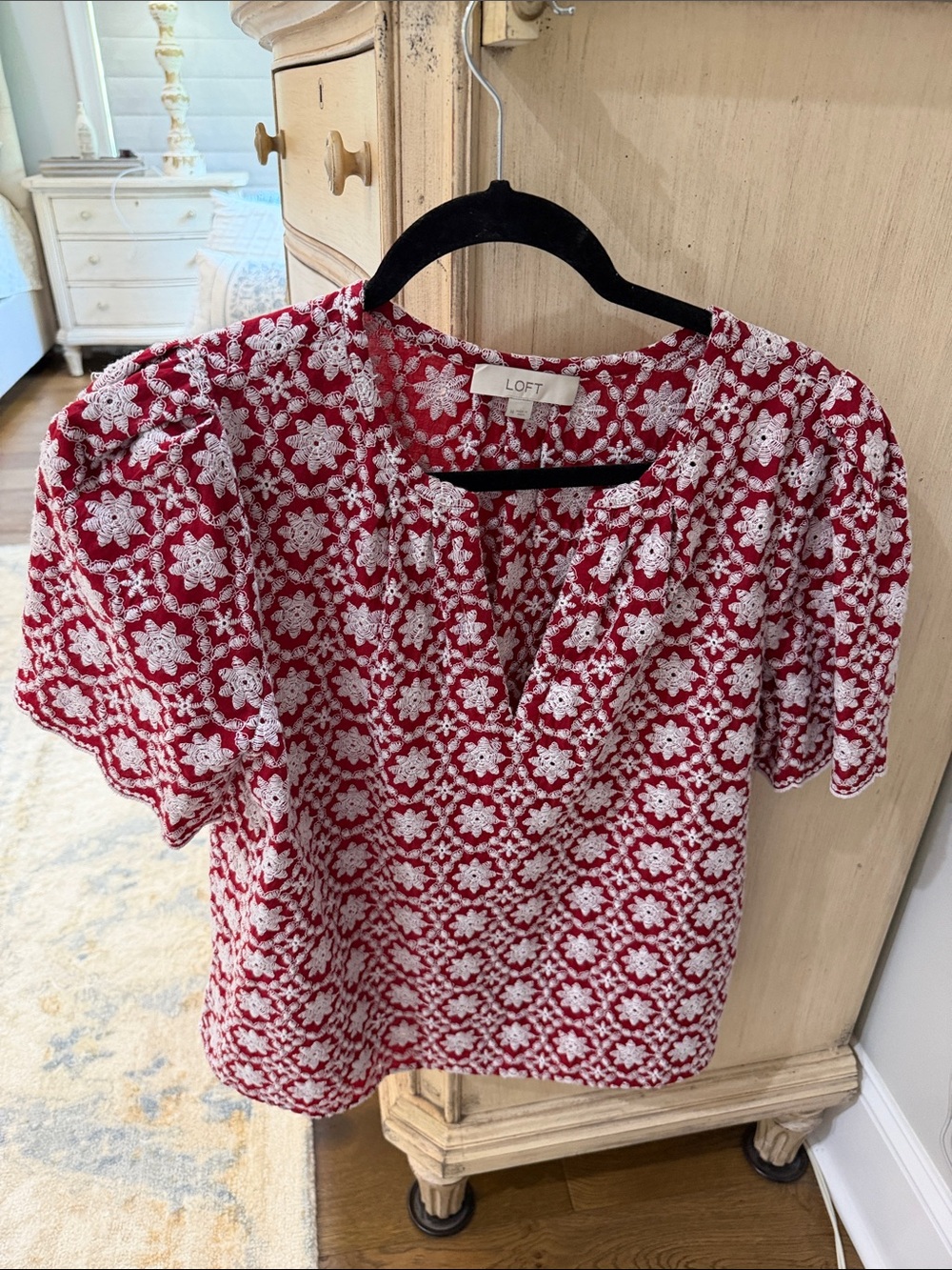 LOFT Red and White Crochet Floral Puff Sleeve Blouse